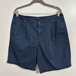 Lands End girls navy pleated shorts size 14